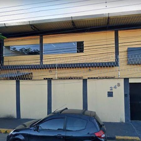 Hostel Gru Economico Com Quartos Individuais E Translado Guarulhos Exteriér fotografie